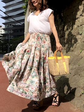 「Ameri（アメリ）のアイテム（スカート、ベージュ系）」を使った、miyuさん（レディース）の夏コーディネート