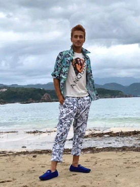 「GOSTAR DE FUGA（ゴスタール ジフーガ）のアイテム（トップス）」を使った、vq35さん（メンズ・170cm）の春コーディネート