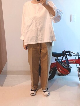 「THE SHINZONE（ザ　シンゾーン）のハイウエストチノパンツ（チノパンツ）」を使った、すぅさんさん（レディース・155cm）の秋コーディネート