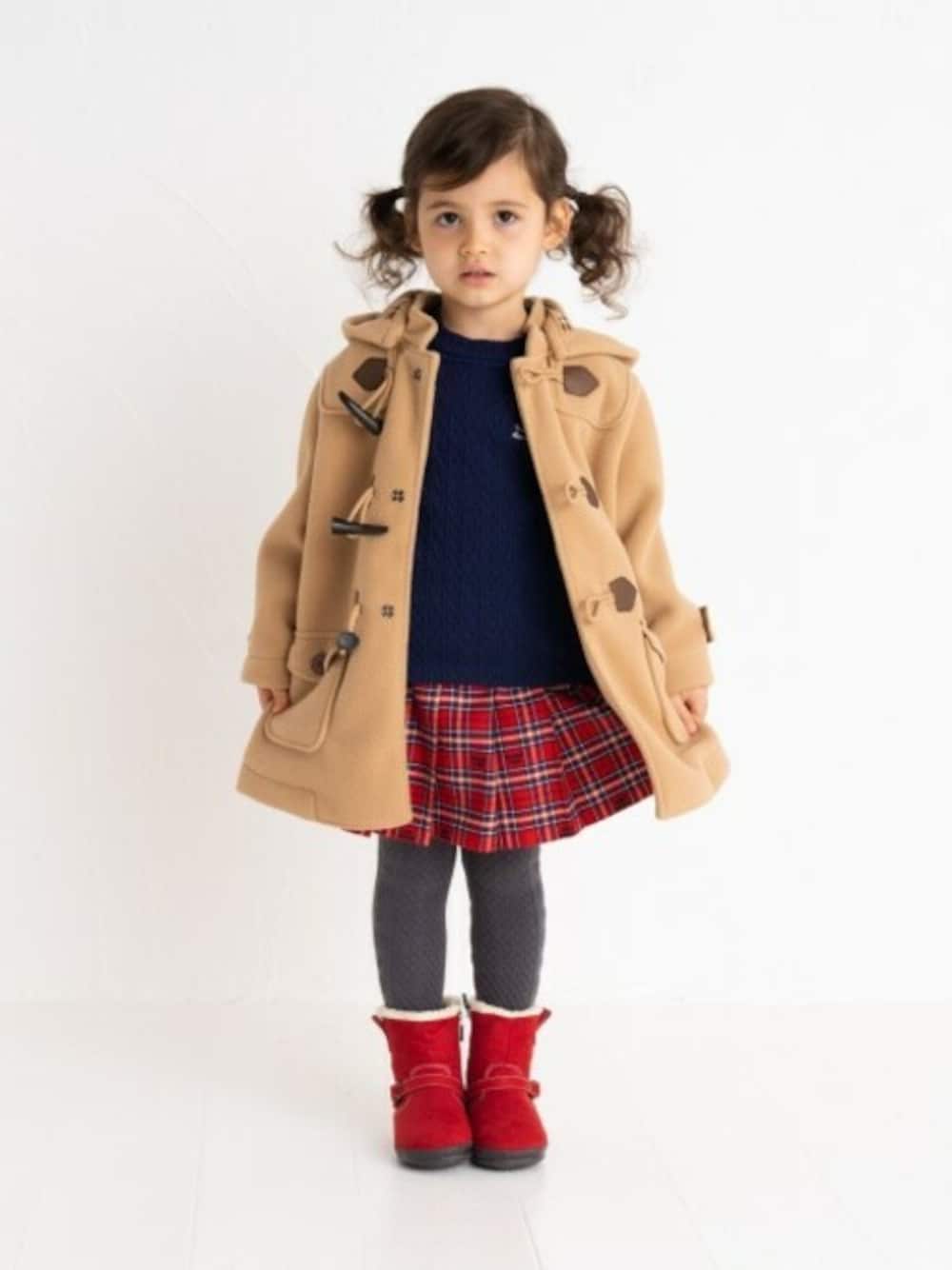 「アウター、ダッフルコート、冬コーデ、フリース、お出かけコーデ、キッズコーデ、コートスタイル、女の子コーデ、mikihouse、ミキハウス」｜「MIKI HOUSEのフリースダッフルコート（その他アウター、ベージュ系）」を使った、mikihouse担当者さん（キッズ・100cm）の秋コーディネートの1枚目の写真