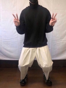「neos（ネオス）のアイテム（スウェット）」を使った、蓮田仁さん（メンズ・175cm）の秋コーディネート