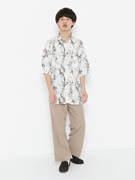 「マーブル」｜SENSE OF PLACE ONLINE STOREさん（メンズ・171cm）の春コーディネート