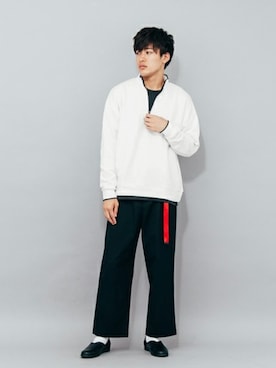 「ブラック×ホワイト」｜「アイテム（スラックス）」を使った、SENSE OF PLACE ONLINE STOREさん（メンズ・178cm）の秋コーディネート