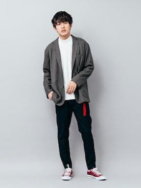 「コンバース」｜「アイテム（スラックス）」を使った、SENSE OF PLACE ONLINE STOREさん（メンズ・178cm）の秋コーディネート
