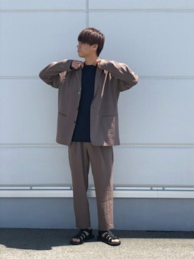 SENSE OF PLACE ONLINE STOREさん(メンズ・172cm)の春コーディネート