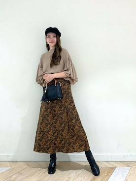 「RODE SKO（ロデスコ）のJUANITA ポケットプチ2WAYトート（トートバッグ）」を使った、SENSE OF PLACE ONLINE STOREさん（レディース・166cm）の秋コーディネート