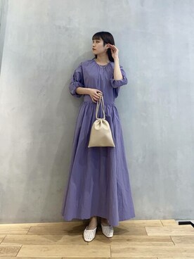 「SMELLY（スメリー）のアイテム（ショルダーバッグ）」を使った、SENSE OF PLACE ONLINE STOREさん（レディース・166cm）の春コーディネート