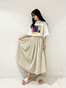 SENSE OF PLACE ONLINE STOREさん（レディース・166cm）の夏コーディネート