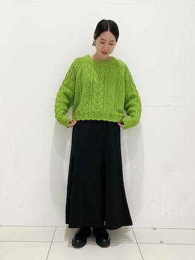 「HEYUMM（ヘユム）のアイテム」を使った、SENSE OF PLACE ONLINE STOREさん（レディース・157cm）の冬コーディネート