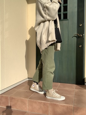 「THE SHINZONE（ザ　シンゾーン）のアイテム（カーゴパンツ、グリーン系）」を使った、hanapiさん（レディース・165cm）の冬コーディネート