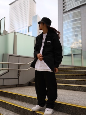 「XLARGE（エクストララージ）のアイテム（ハット）」を使った、岡崎　航さん（メンズ・162cm）の春コーディネート