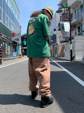 「XLARGE（エクストララージ）のアイテム（ハット）」を使った、岡崎　航さん（メンズ・162cm）の春コーディネート