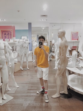 「TOPMAN（トップマン）のアイテム（レッグウェア）」を使った、Steven Joanさん（メンズ・175cm）の春コーディネート