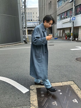 「ジャンプスーツ」｜「アイテム（ステンカラーコート）」を使った、やまぐちさん（メンズ・173cm）の春コーディネート