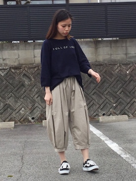 「DEEP BLUE（ディープブルー）のアイテム（パンツ）」を使った、B2-FUKUYAさん（レディース・162cm）の春コーディネート