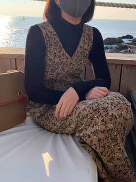 「VINTAGE（ヴィンテージ）のアイテム（ジャンパースカート）」を使った、uriさん（レディース・159cm）の秋コーディネート