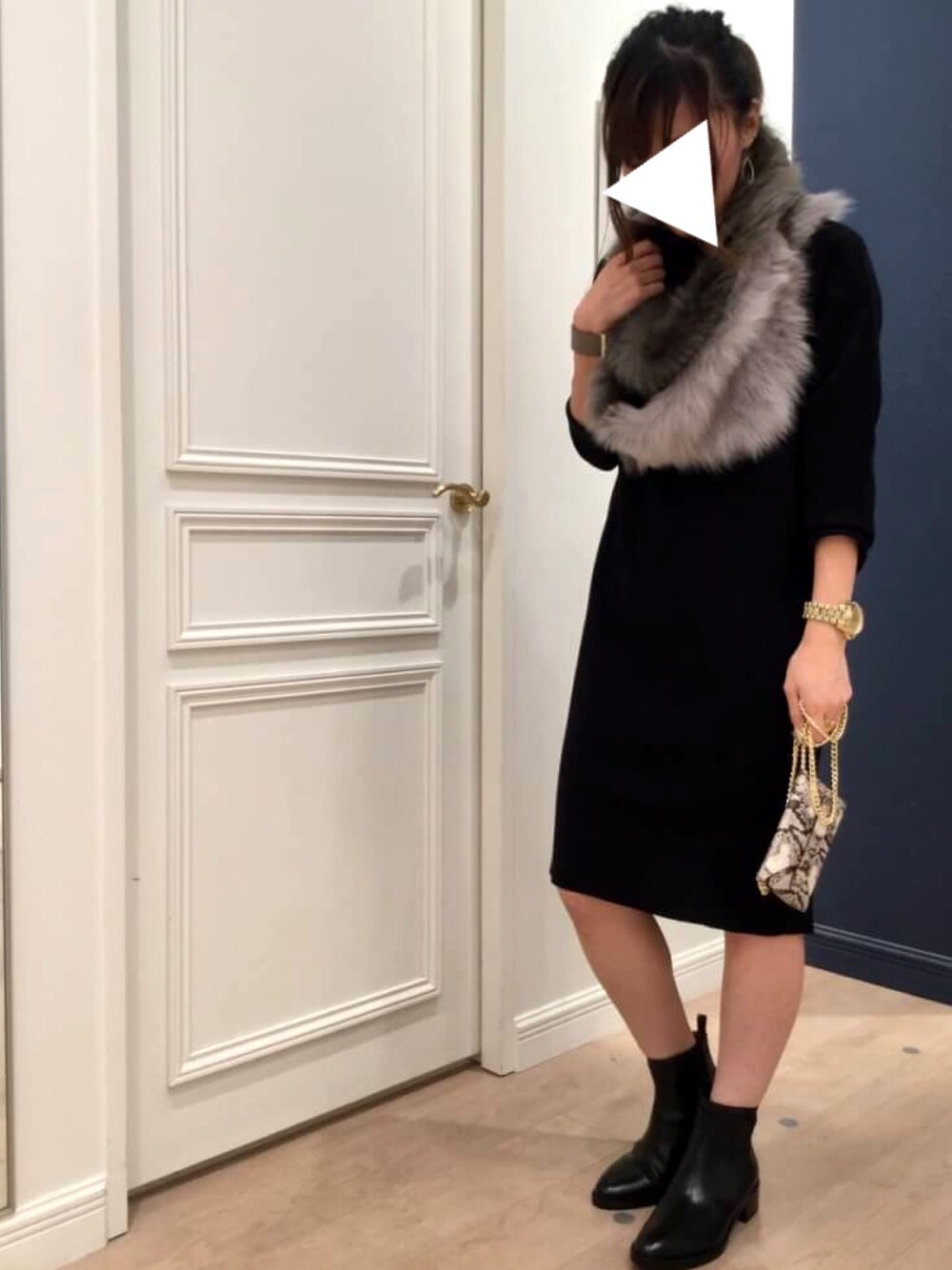 「GUSHLOW&COLEの【GUSHLOW&COLE】2トーンストール（ストール/ショール、ピンク系）」を使った、shiro_aさん（レディース・158cm）の秋コーディネートの1枚目の写真