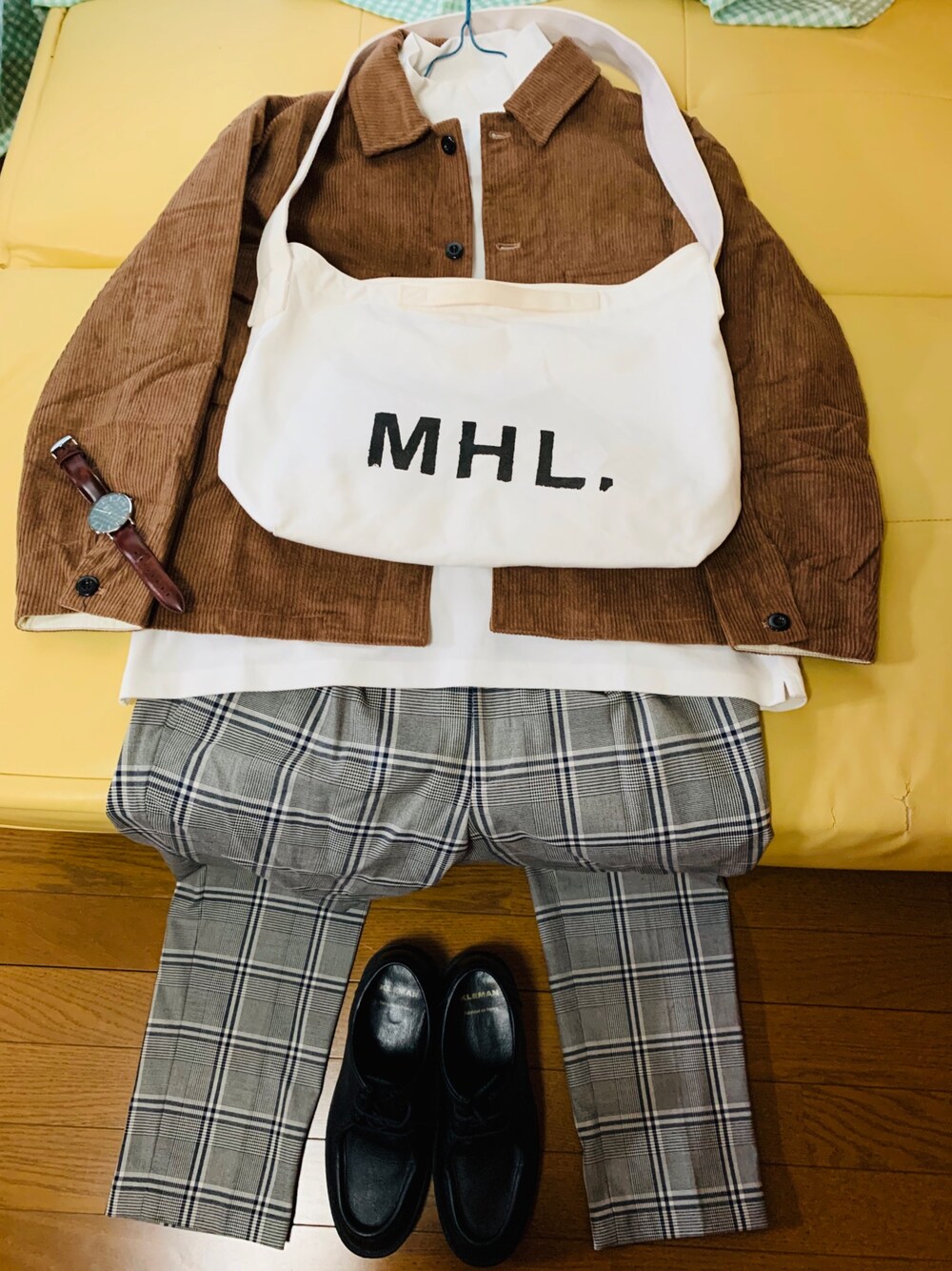 「秋のコーデ、コーデュロイ、チェックパンツ」｜「SENSE OF PLACE by URBAN RESEARCHのポンチモックネックTシャツ(5分袖)（Tシャツ/カットソー、ホワイト系）」を使った、しゅうこさん（メンズ・165cm）の秋コーディネートの1枚目の写真