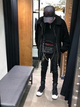 「AZSのアイテム（キャップ）」を使った、アライトモヤさん（メンズ・170cm）の冬コーディネート