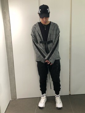 「DANKE SCHON（ダンケシェーン）のアイテム（テーラードジャケット）」を使った、アライトモヤさん（メンズ・170cm）の春コーディネート