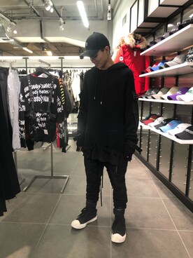 「L.H.P（エルエイチピー）のアイテム（ニット/セーター）」を使った、アライトモヤさん（メンズ・170cm）の秋コーディネート
