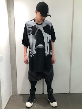 「NILoS（ニルズ）のアイテム」を使った、アライトモヤさん（メンズ・170cm）の夏コーディネート