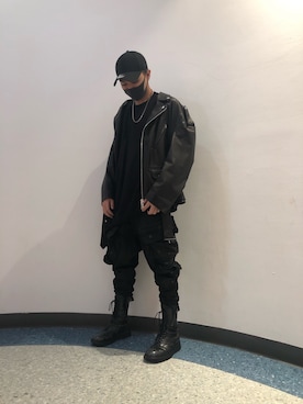 「WHITELAND（ホワイトランド）のアイテム（ライダースジャケット）」を使った、アライトモヤさん（メンズ・170cm）の秋コーディネート