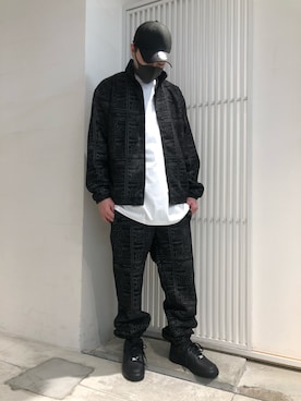 「BlackEyePatch（ブラックアイパッチ）のアイテム（ジャケット/アウター）」を使った、アライトモヤさん（メンズ・170cm）の冬コーディネート