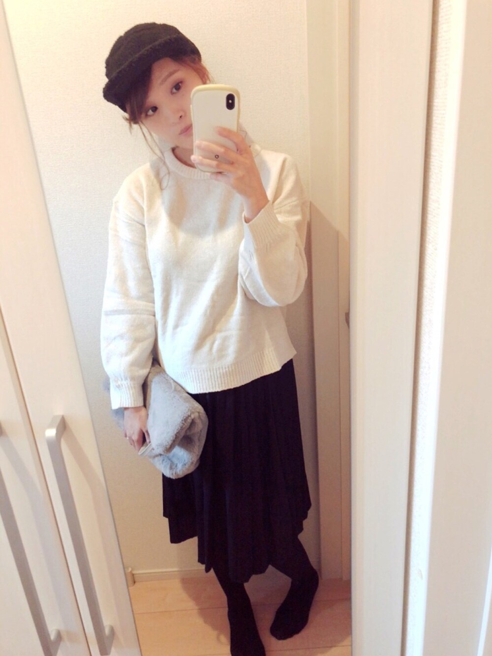 「もこもこ、キャップ、BEAMS LIGHTS、マタニティ、GU、プチプラ、3coins、マタニティコーデ」｜「GUのアイテム（ニット/セーター、ホワイト系）」を使った、sayakaさん（レディース・162cm）の秋コーディネートの1枚目の写真