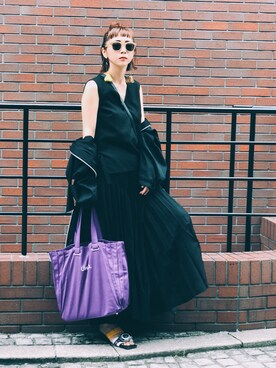 「UN3D.（アンスリード）のアイテム（その他アウター）」を使った、荻原桃子さん（レディース・161cm）の春コーディネート