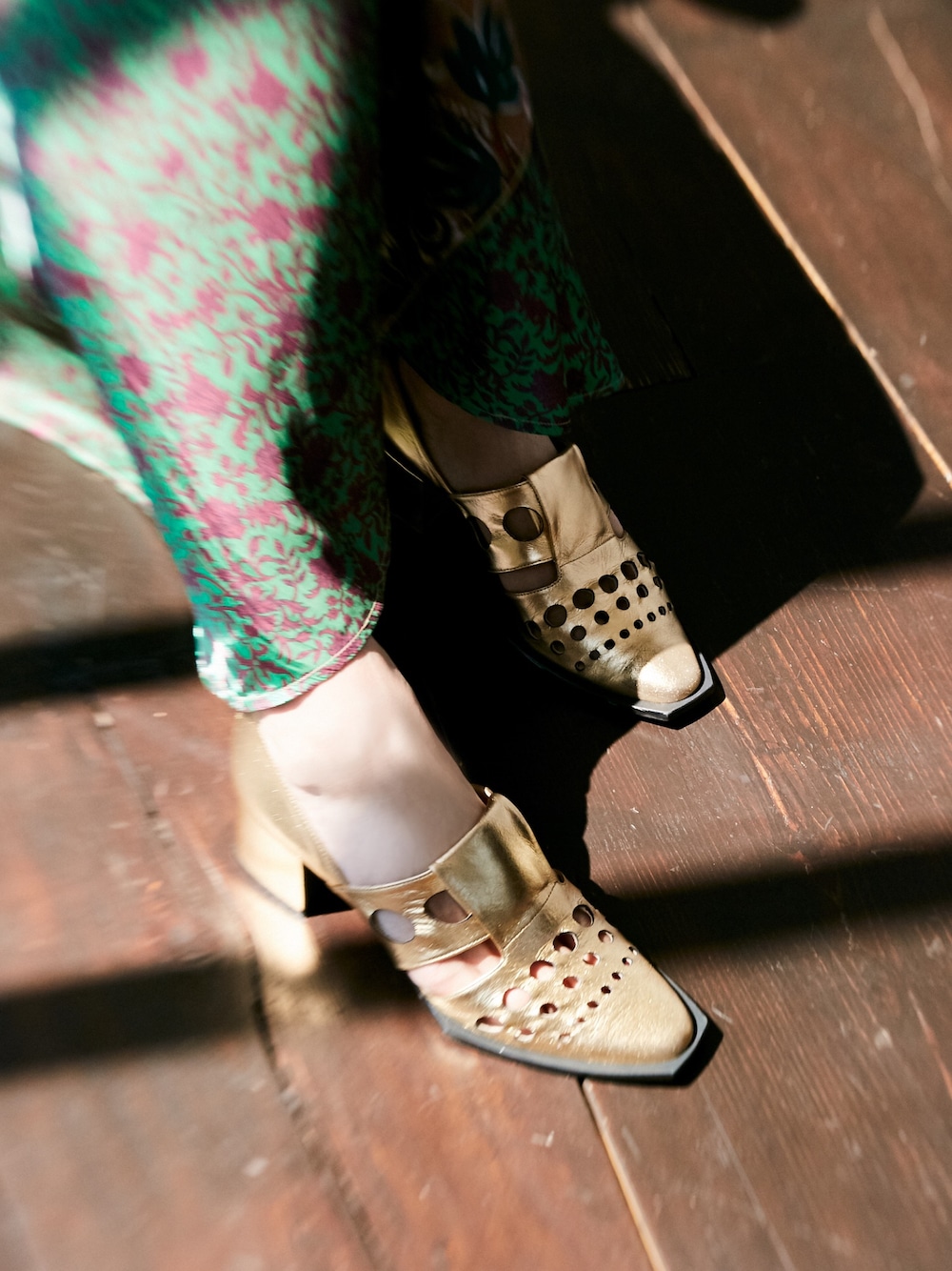 UN3D.（アンスリード）の「ミックスフラワーキャミワンピース  