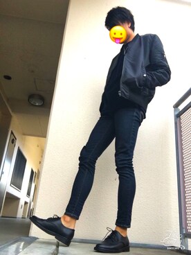 「vallettaのアイテム（ミリタリージャケット、ブラック系）」を使った、かんちゃんさん（メンズ・170cm）の冬コーディネート