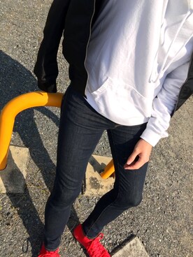 「vallettaのアイテム（ミリタリージャケット、ブラック系）」を使った、かんちゃんさん（メンズ・170cm）の春コーディネート