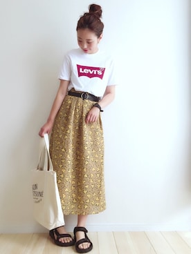 「Levi's（リーバイス）のアイテム（Tシャツ/カットソー）」を使った、haru さん（レディース・161cm）の夏コーディネート
