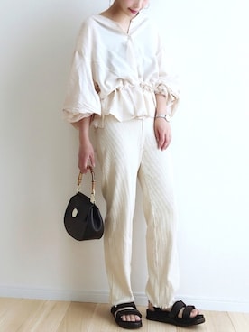 「mystic（ミスティック）の袖タックボリュームブラウス（シャツ/ブラウス）」を使った、haru さん（レディース・161cm）の春コーディネート