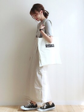 ジャンパースカートを使った 白 の人気ファッションコーディネート ユーザー Wearista Wear