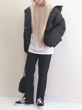 「スリットパンツ」｜「アイテム（ダウンジャケット/コート）」を使った、haru さん（レディース・161cm）の冬コーディネート