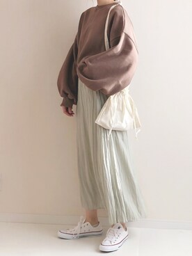 「DHOLIC（ディーホリック）のアイテム（スウェット）」を使った、haru さん（レディース・161cm）の冬コーディネート