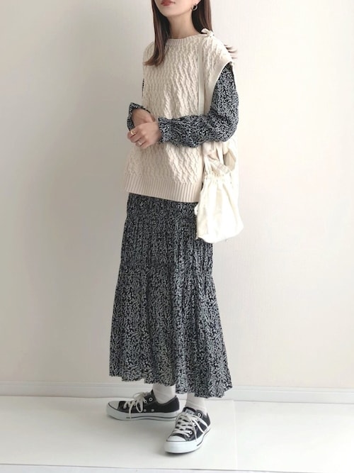 SLOBE IENA（スローブイエナ）の「フラワープリントティアード