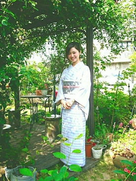 「カフェ」｜「アイテム（浴衣）」を使った、おめぐさん（レディース・157cm）の夏コーディネート