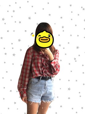 「WanLiのアイテム（デニムパンツ、ブルー系）」を使った、SzeChin_さん（レディース・157cm）の春コーディネート