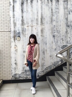 「PeaceBirdのアイテム（デニムパンツ、ブルー系）」を使った、SzeChin_さん（レディース・157cm）の春コーディネート