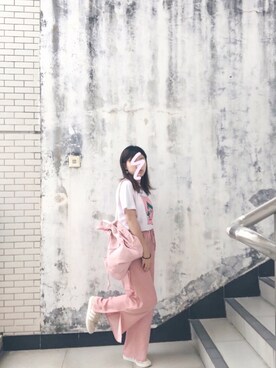 「一颗牙的鱼のアイテム（チノパンツ、ピンク系）」を使った、SzeChin_さん（レディース・157cm）の春コーディネート