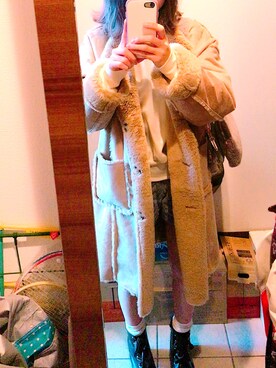 「one after another NICE CLAUP（ワンアフターアナザーナイスクラップ）のアイテム（ムートンコート）」を使った、Airiさん（レディース・155cm）の冬コーディネート