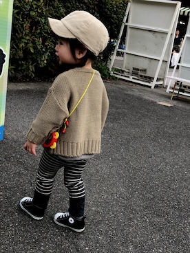 「韓国子供服のアイテム（ニット/セーター、ベージュ系）」を使った、okahoさん（キッズ・120cm）の秋コーディネート