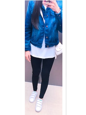 「earth music&ecology（アースミュージックアンドエコロジー）の【鈴木京香さんCM着用】USA COTTONデニム BIG Gジャン（デニムジャケット、ブルー系）」を使った、mi29.さん（レディース）の秋コーディネート