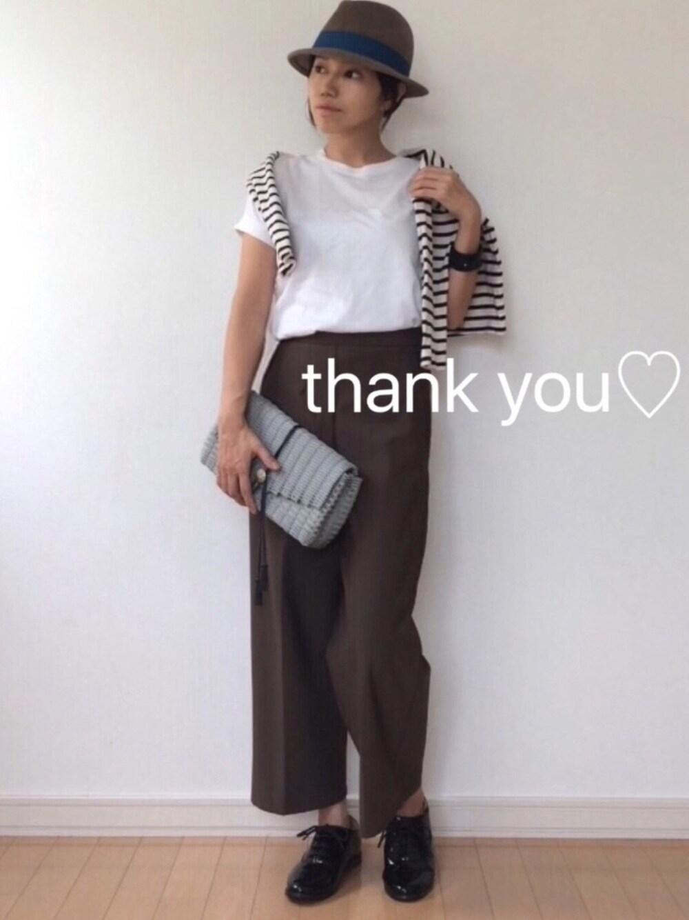 「オトナカジュアル、カジュアル、秋コーデ、UNIQLO、ハット、シンプル、チビーズ✳︎、低身長、ありがとうホワイトコーデフェス」｜「UNIQLOのWOMEN ボーダーボートネックT（長袖）A（Tシャツ/カットソー、ホワイト系）」を使った、too☻moさん（レディース・150cm）の秋コーディネートの1枚目の写真
