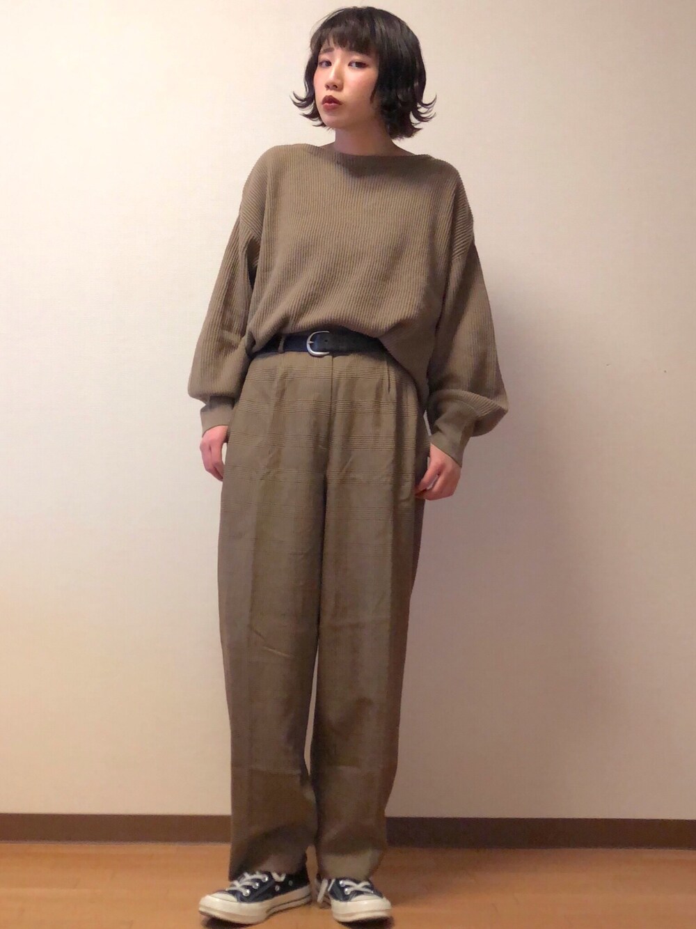 「🍑のふく、Levi's、スニーカー、ootd、ブラウンコーデ」｜「Levi'sのレザーベルト ブラック メンズ（ベルト、ブラック系）」を使った、も も かさん（レディース・157cm）の冬コーディネートの1枚目の写真