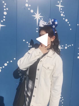 「ブルー x ホワイト」｜「アイテム（ノーカラージャケット）」を使った、PECOさん（レディース・158cm）の秋コーディネート