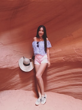 「アイテム（スリッポン、その他）」を使った、Monica不会喉咙痛さん（レディース・163cm）の春コーディネート